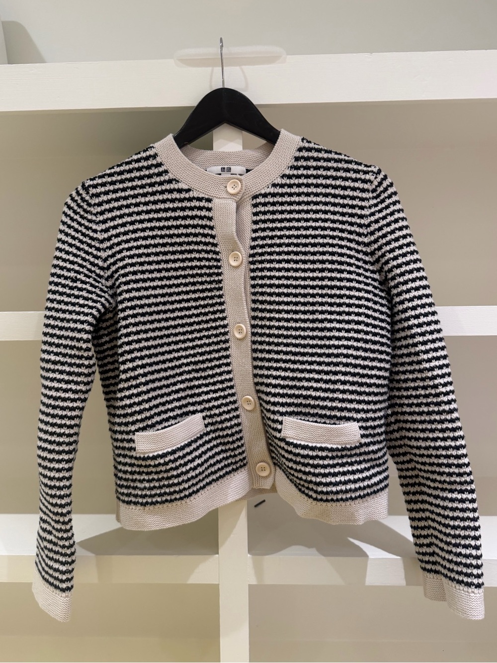 Uniqlo Navy & Cream Striped Knit Sweater (size small)